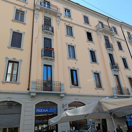 Da Rosa E Pier - Charming Central Apartment ミラノ エクステリア 写真
